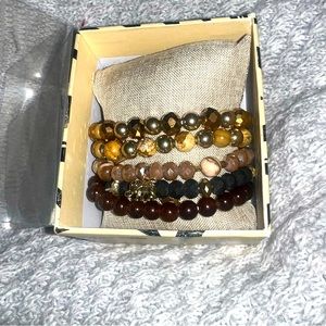 Beautiful bead bracelet set.